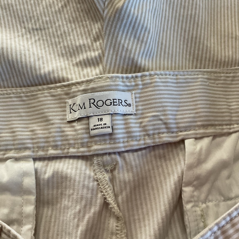 Summer Kim‎ Roger's Striped Shorts Khaki Beige Beach  Comfort Women's Size 18 - Picture 7 of 9